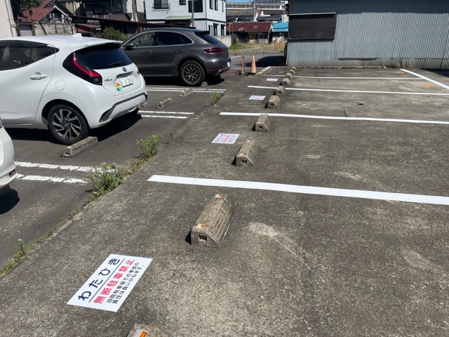 茨城県土浦市　駐車場サイン制作・設置を行いました。